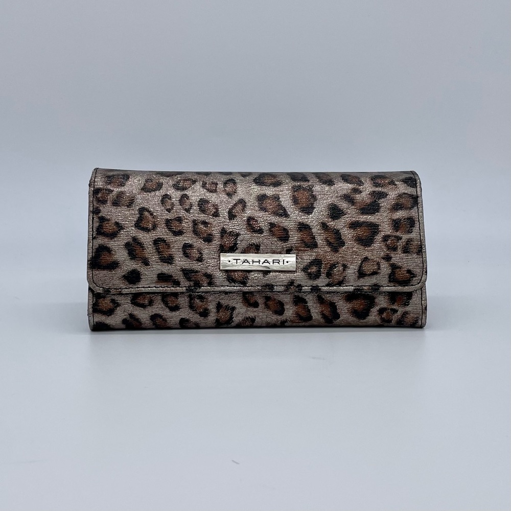 NEW Tahari Animal Print Wallet & Card Identity Protect Lining, Stylish & Vegan